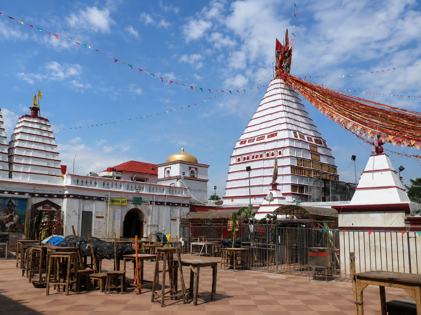 Naulakha Mandir near Baidyanath Mandir